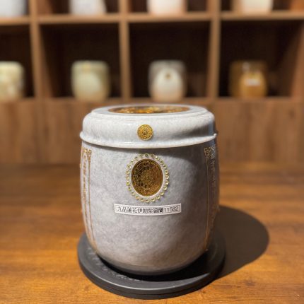 九品蓮花越南白玉骨灰罐